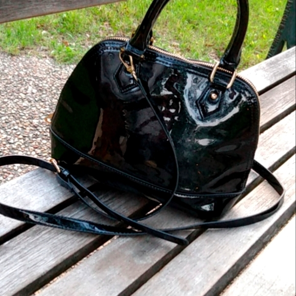 Black Leather Handbag - Picture 1 of 3